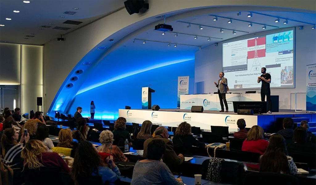 🎤 Conferencias empresariales